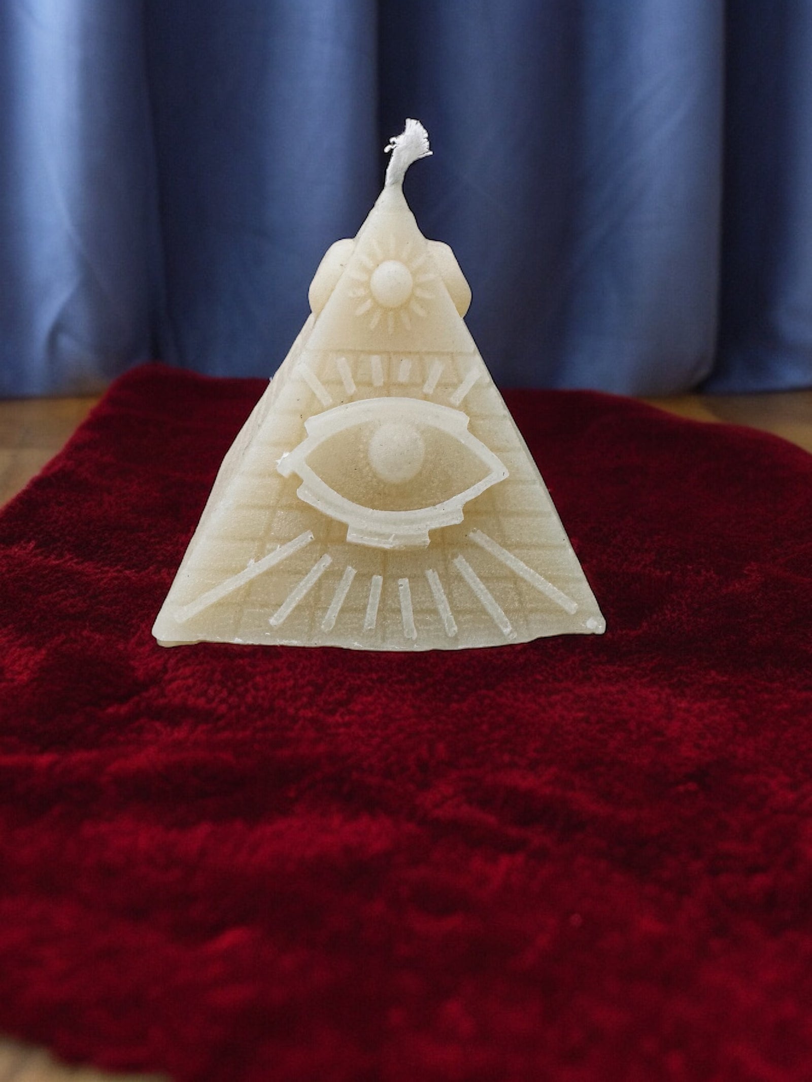 Beeswax - All Seeing Eye Pyramid Candle