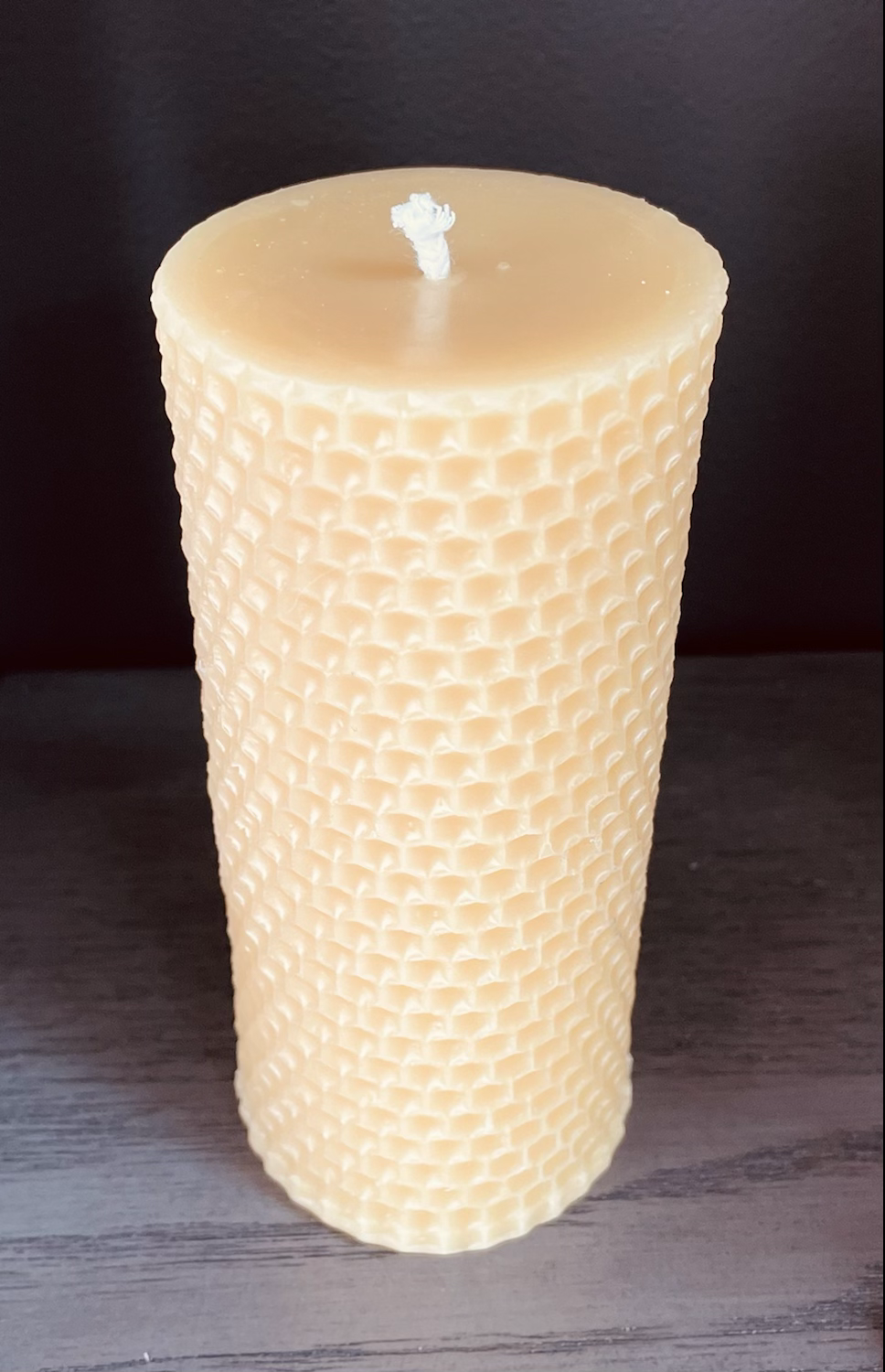 HONEYCOMB Pillar 4.85" Tall, 100% Pure Natural Yellow Beeswax , Long Burning, Ho